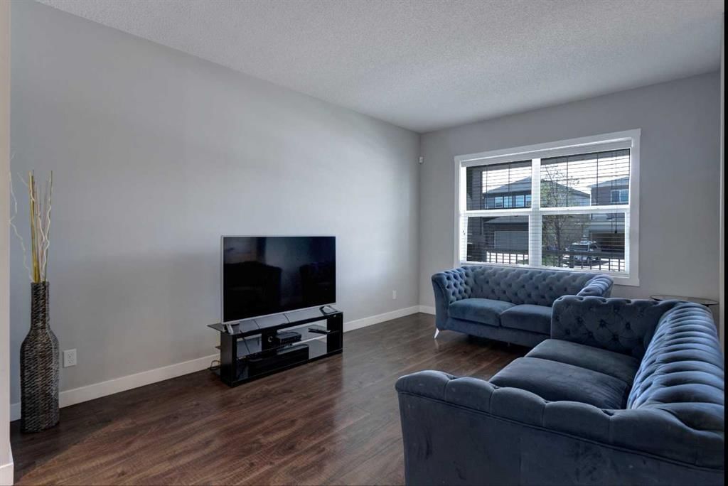 133 Legacy Glen Way SE, Calgary — photo 4 of 36
