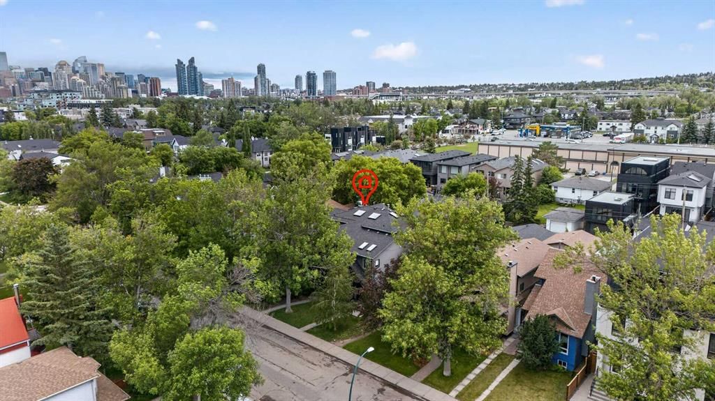 2219 2 Avenue NW, Calgary — photo 2 of 50