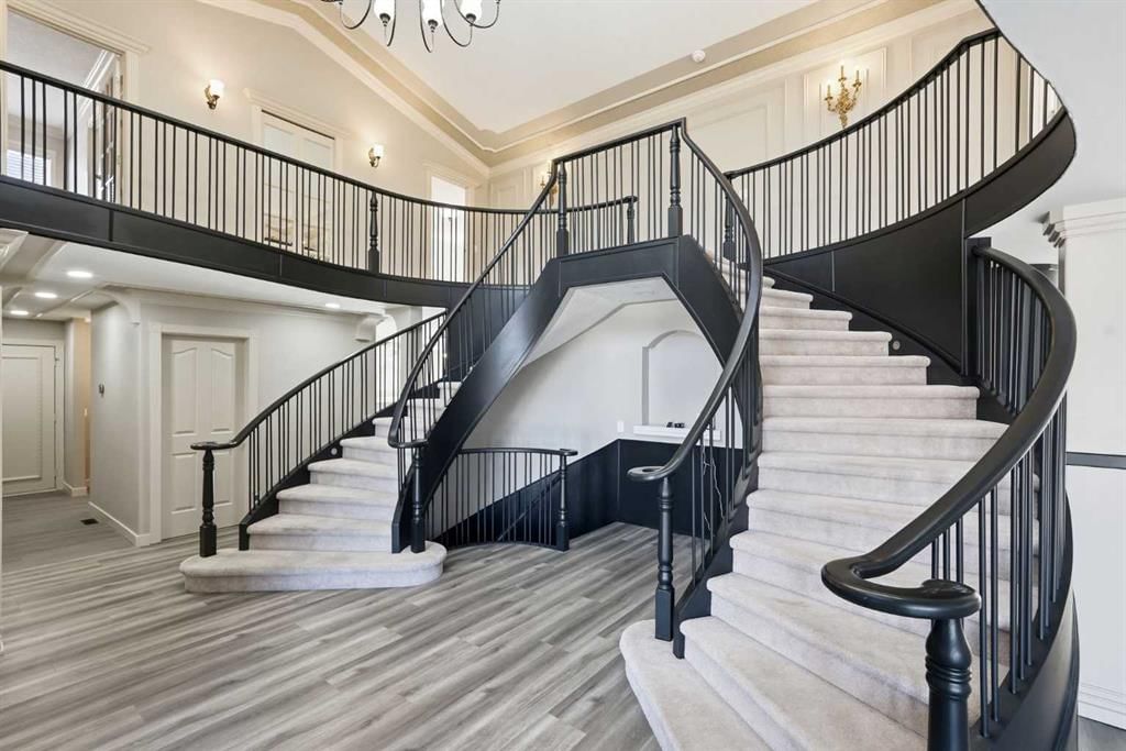 91 Patterson Crescent SW, Calgary — photo 4 of 50