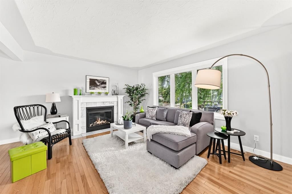 1208 Mackid Road NE, Calgary — photo 4 of 39