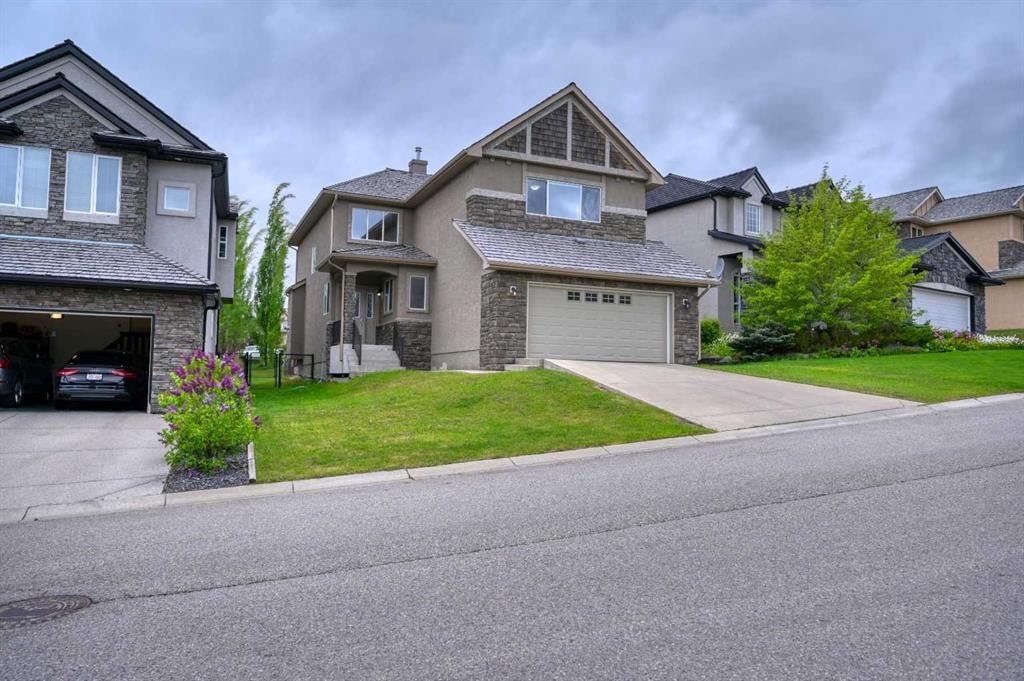141 Royal Ridge Mount NW, Calgary — photo 2 of 44