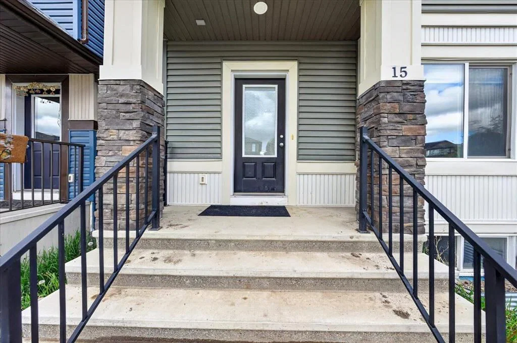 15 Savanna Parade, Calgary — photo 3 of 48