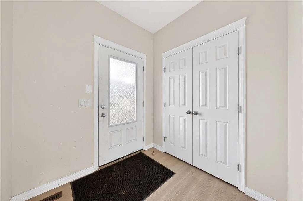 15 Savanna Parade, Calgary — photo 4 of 48
