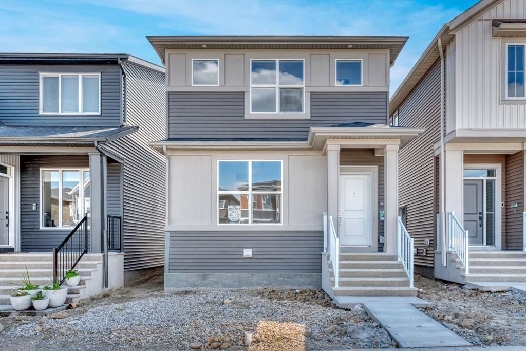 296 Marmot Grove NW, Calgary — photo 2 of 35