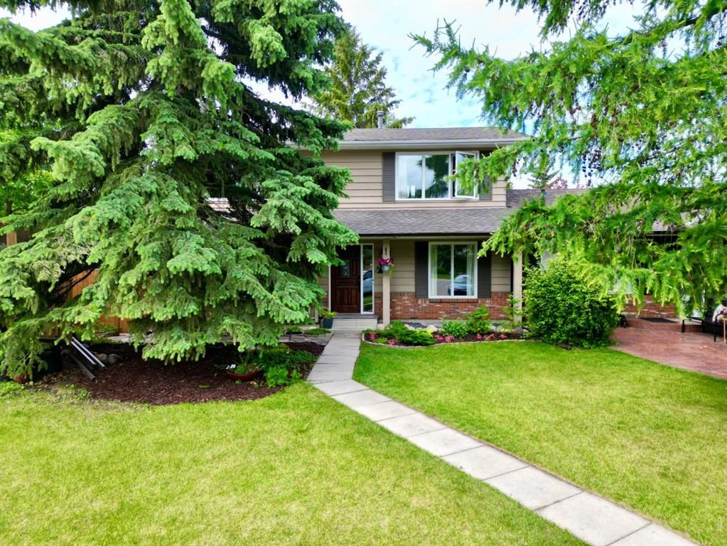 119 Midland Place SE, Calgary — main listing photo