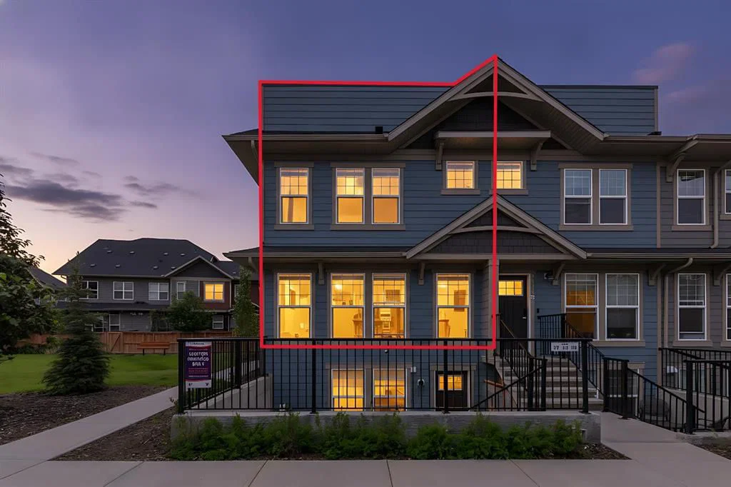 237 Cranbrook Square SE, Calgary — photo 2 of 50