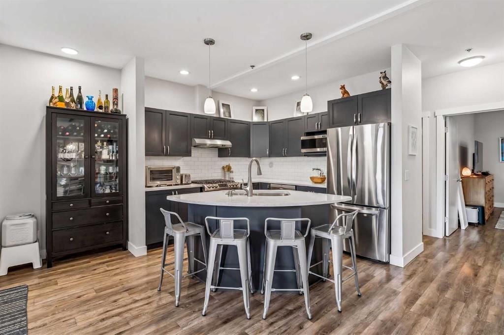 303, 718 5 Street NE, Calgary — photo 4 of 29