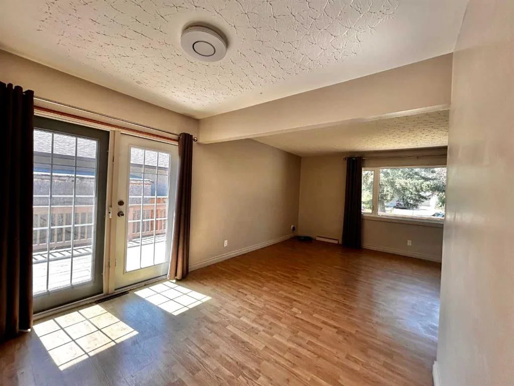 4406 FORDHAM Crescent SE, Calgary — photo 5 of 31