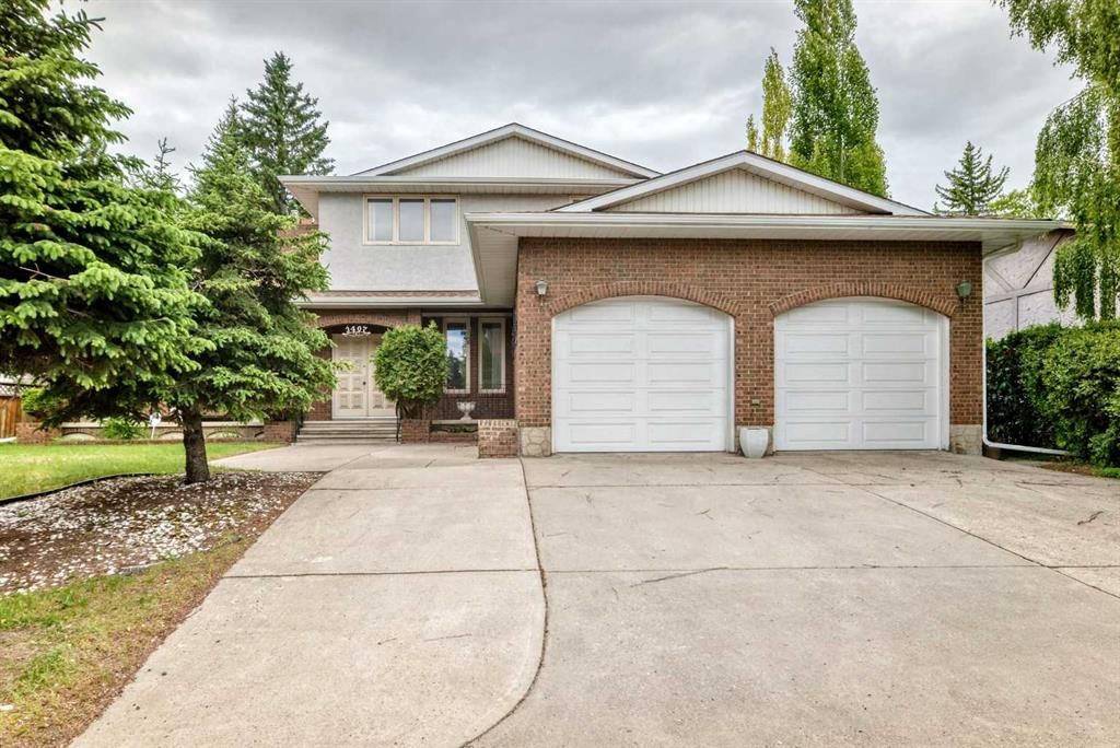 3407 50 Street NW, Calgary — main listing photo