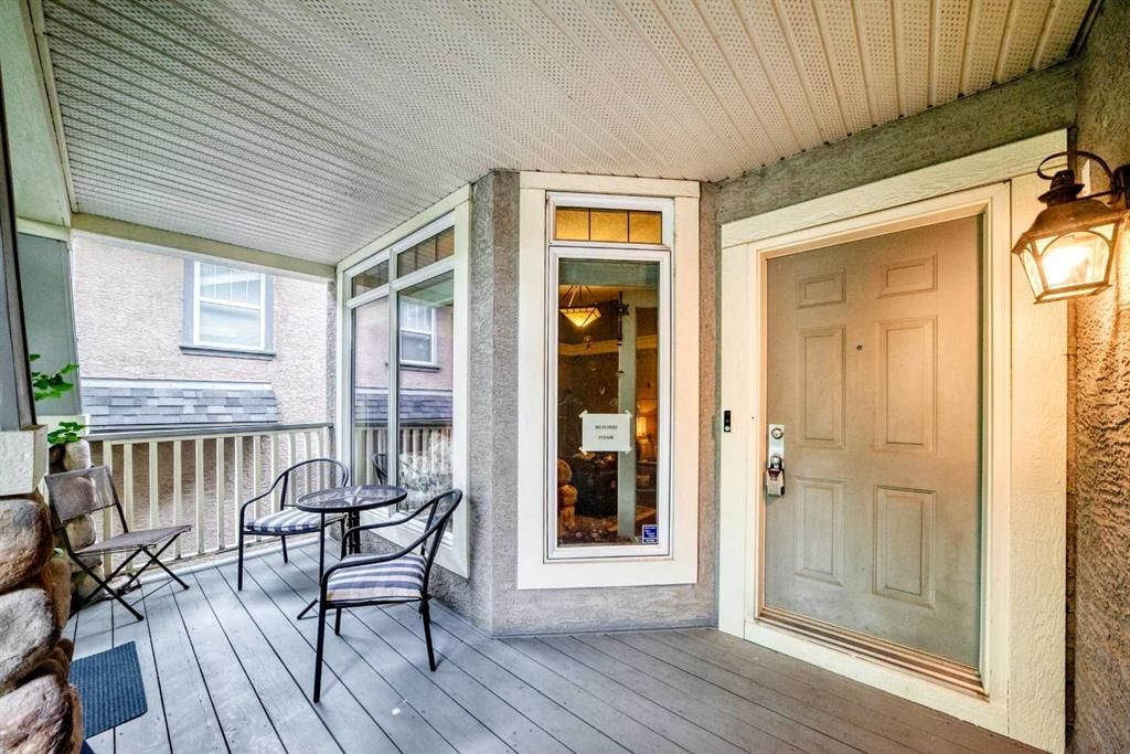1748 Hidden Creek Way NW, Calgary — photo 2 of 49