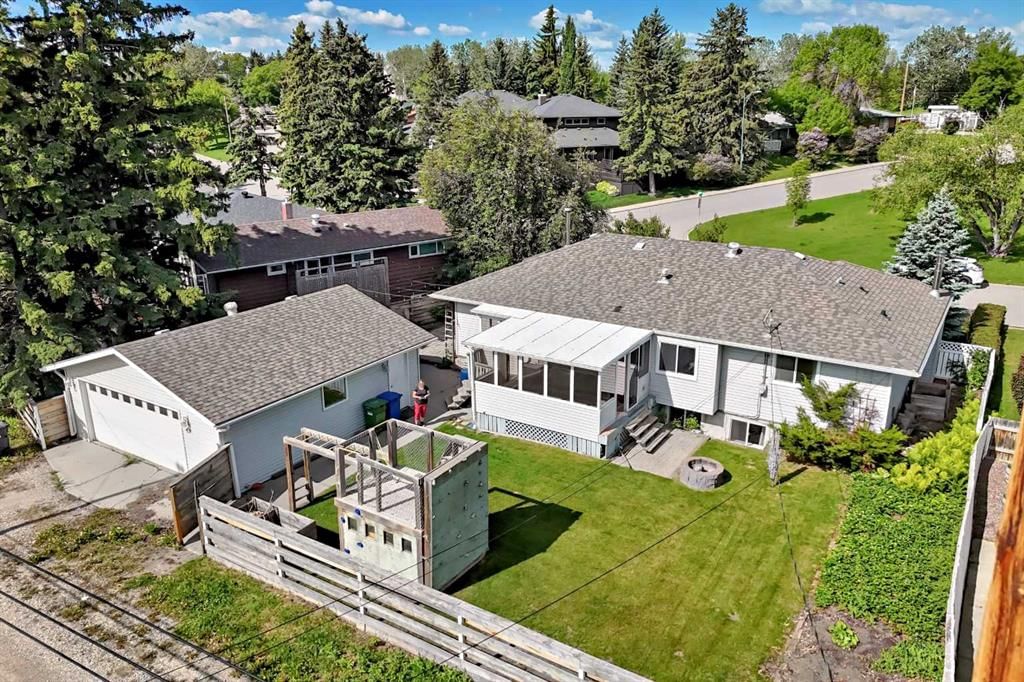 42 Cardiff Drive NW, Calgary — photo 2 of 47