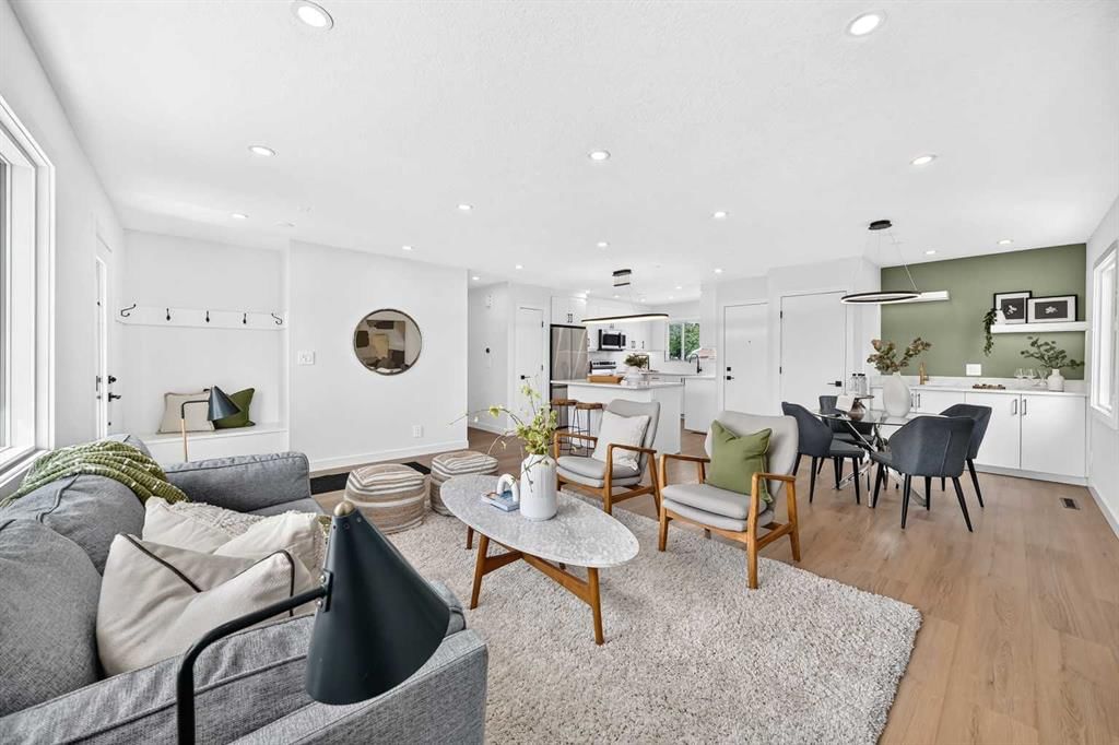 5144 Marian Way NE, Calgary — photo 5 of 47
