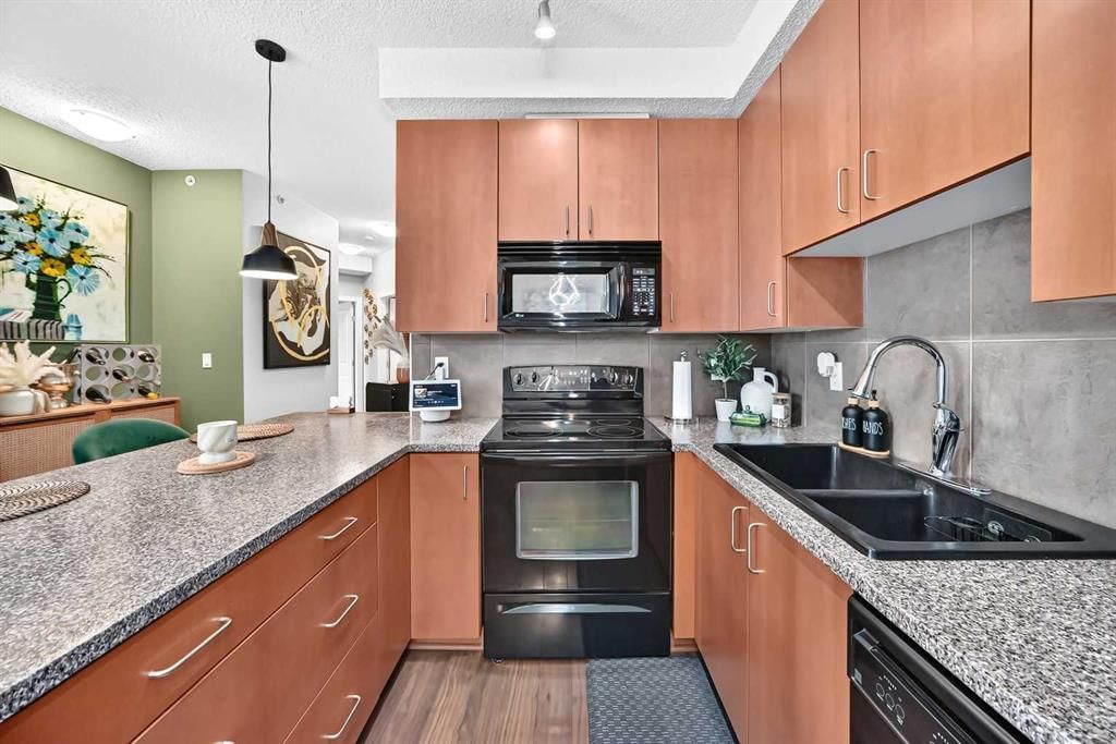 414, 120 Country village Circle NE, Calgary — photo 2 of 26