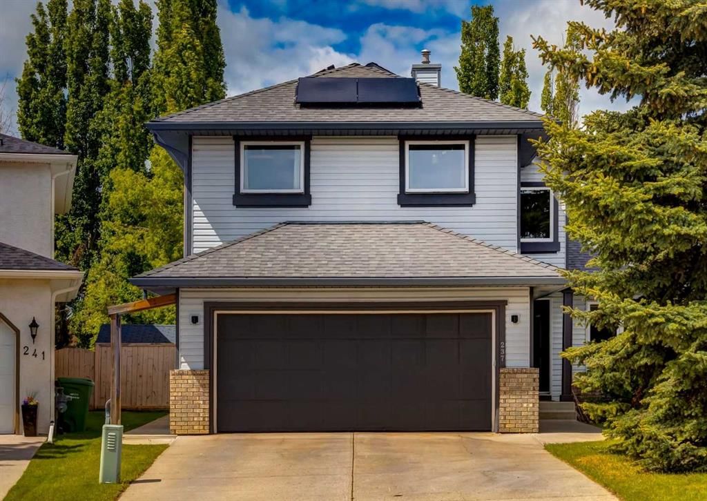 237 Scenic View Close NW, Calgary — photo 2 of 50