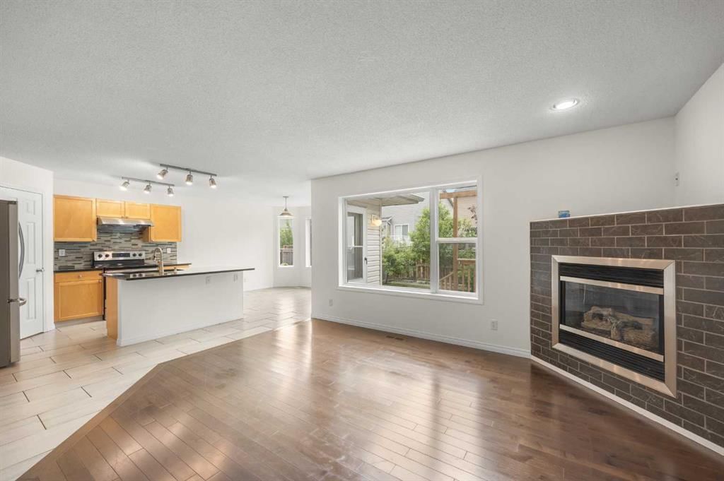 144 Panamount Lane NW, Calgary — photo 2 of 43