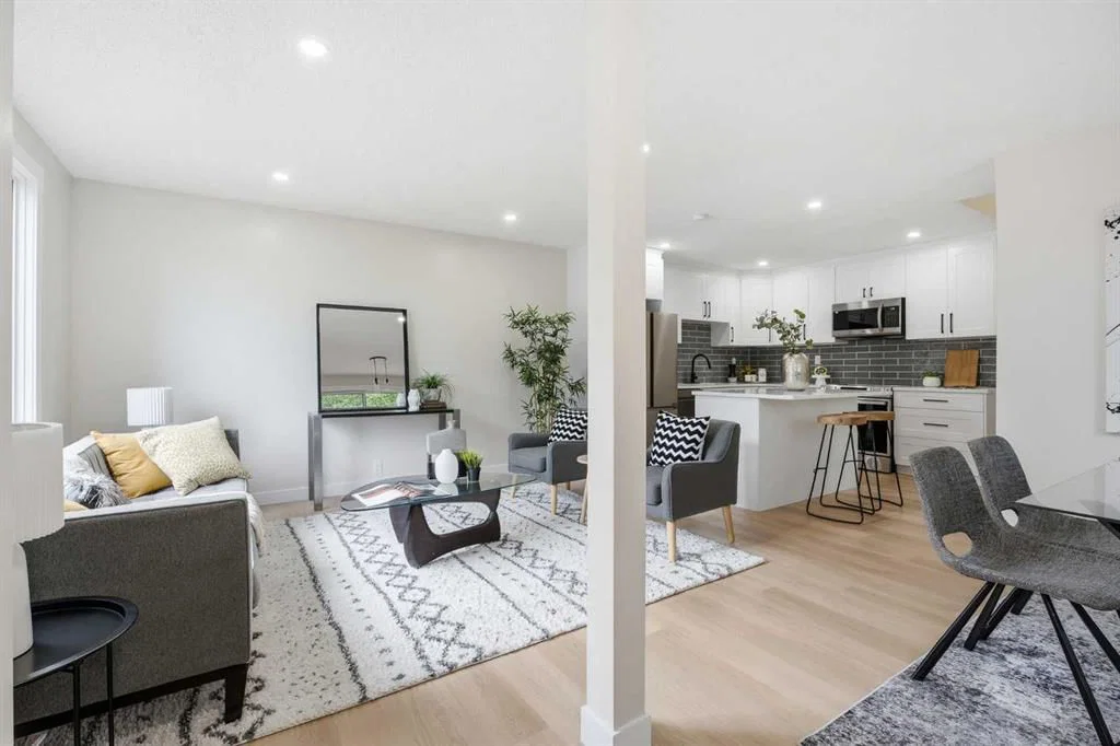 1060 Ranchview Road NW, Calgary — photo 3 of 39