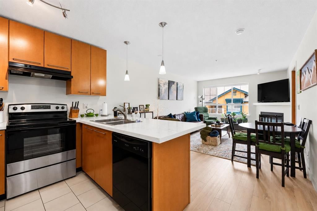 356, 35 Richard Court SW, Calgary — photo 2 of 30