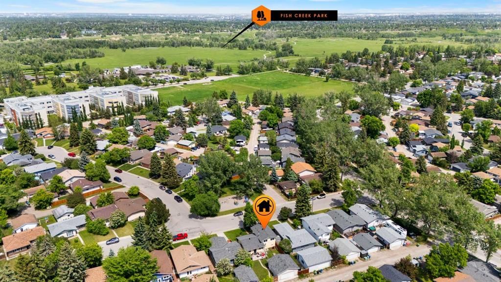 263 Midlawn Close SE, Calgary — photo 3 of 49