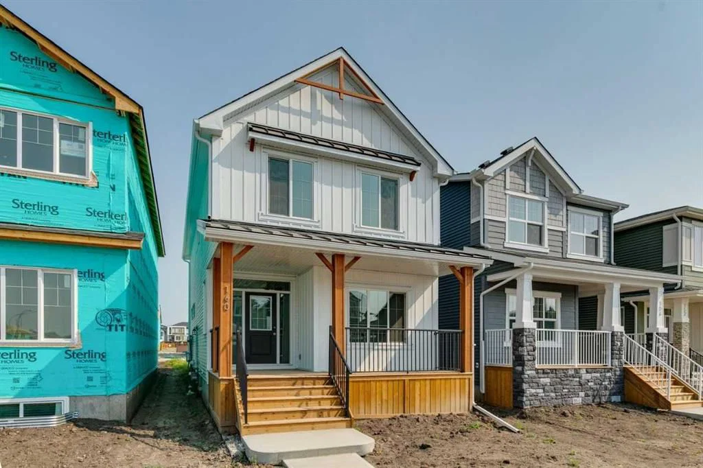 160 Snowberry Common SE, Calgary — photo 2 of 38