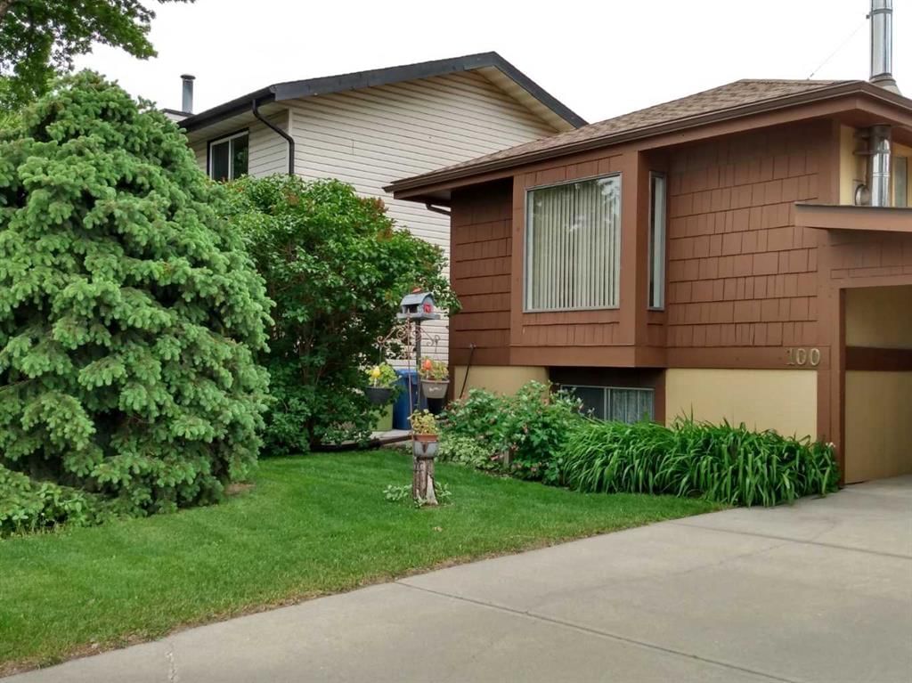 100 Doverglen Crescent SE, Calgary — photo 2 of 19