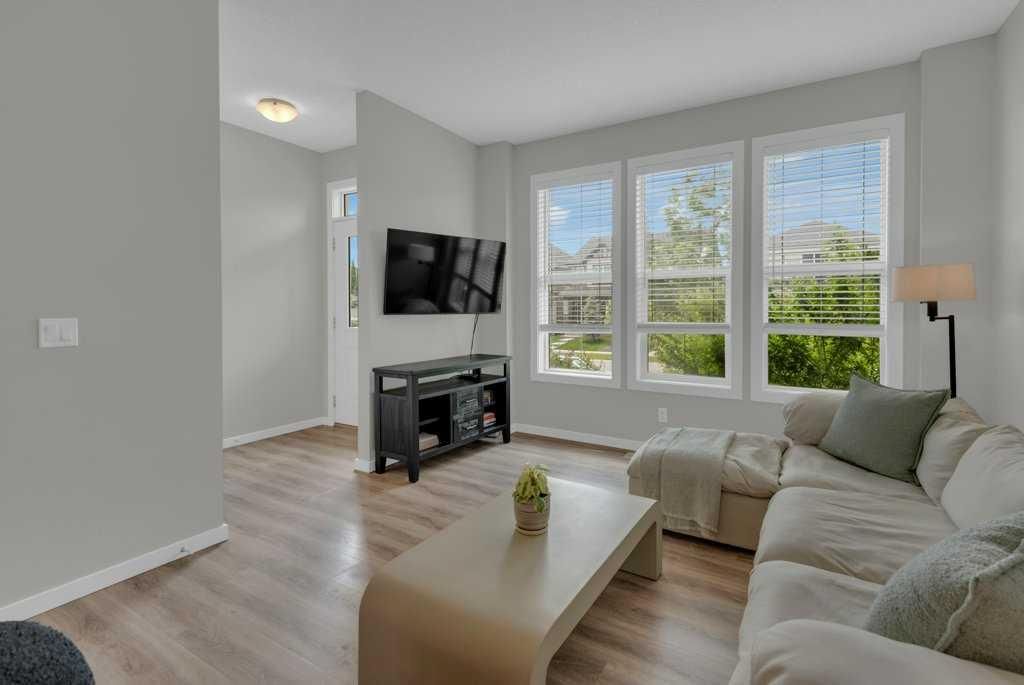 1293 Legacy Circle SE, Calgary — photo 2 of 34