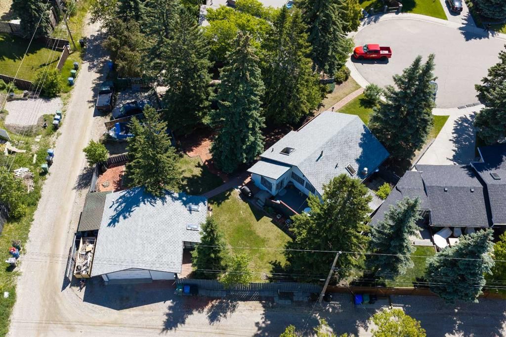 310 Huntham Place NE, Calgary — photo 2 of 49