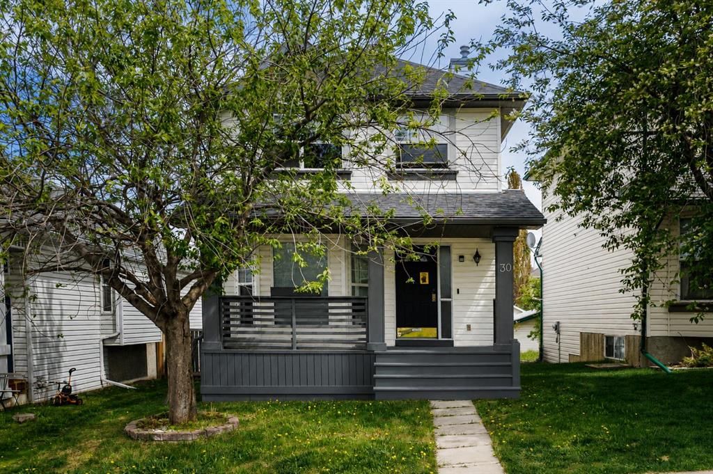 30 Hidden Ranch Road NW, Calgary — photo 2 of 27