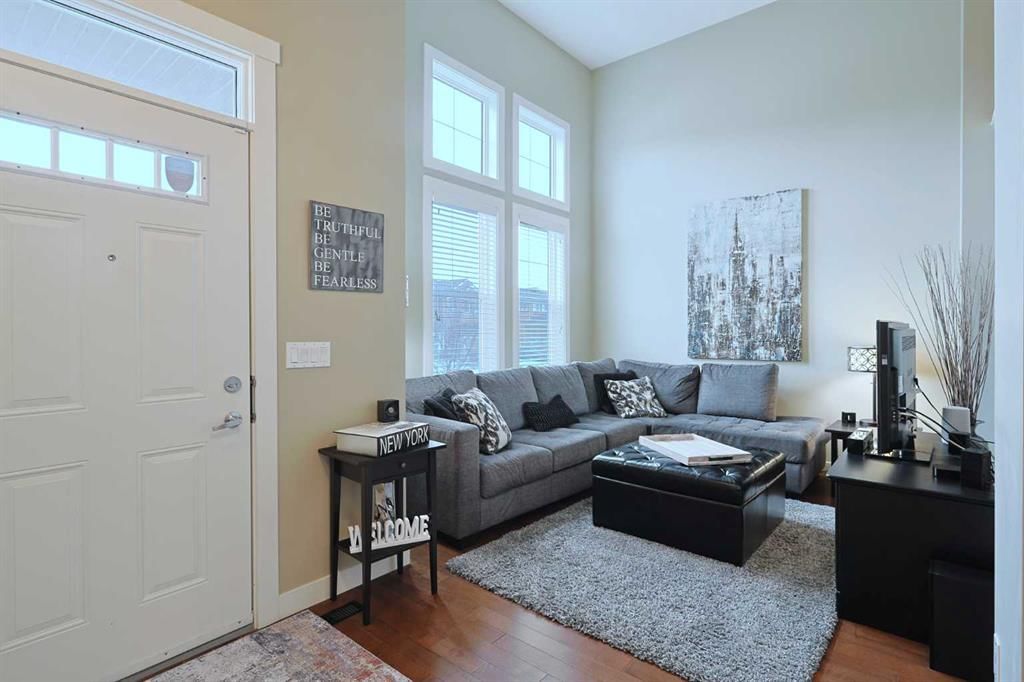 505 Evanston Square NW, Calgary — photo 5 of 37