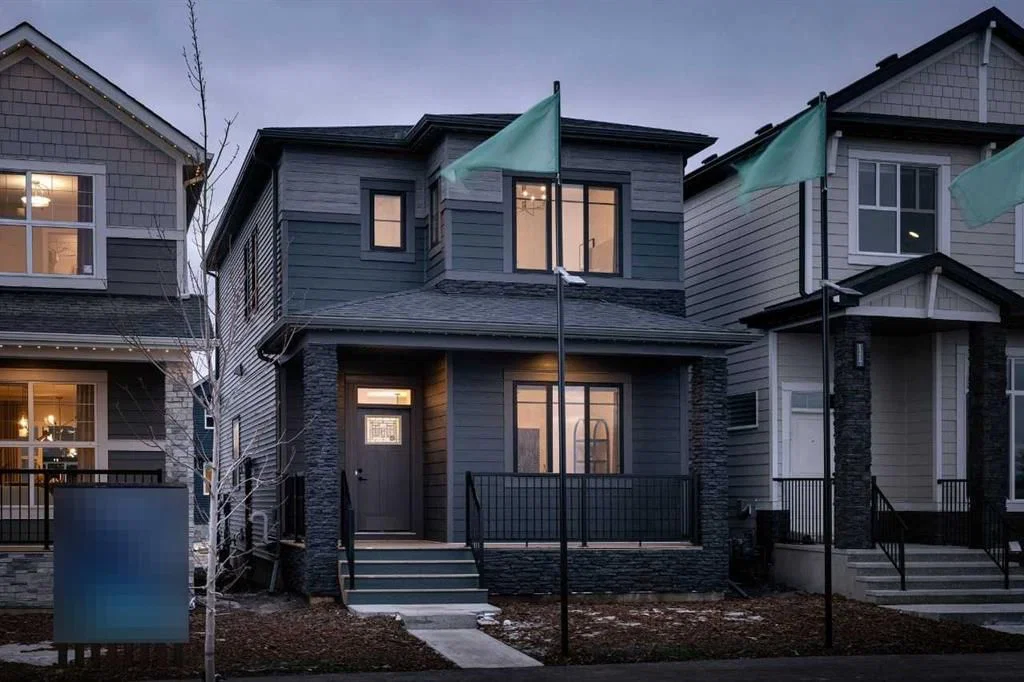 55 Creekview Avenue SW, Calgary — main listing photo