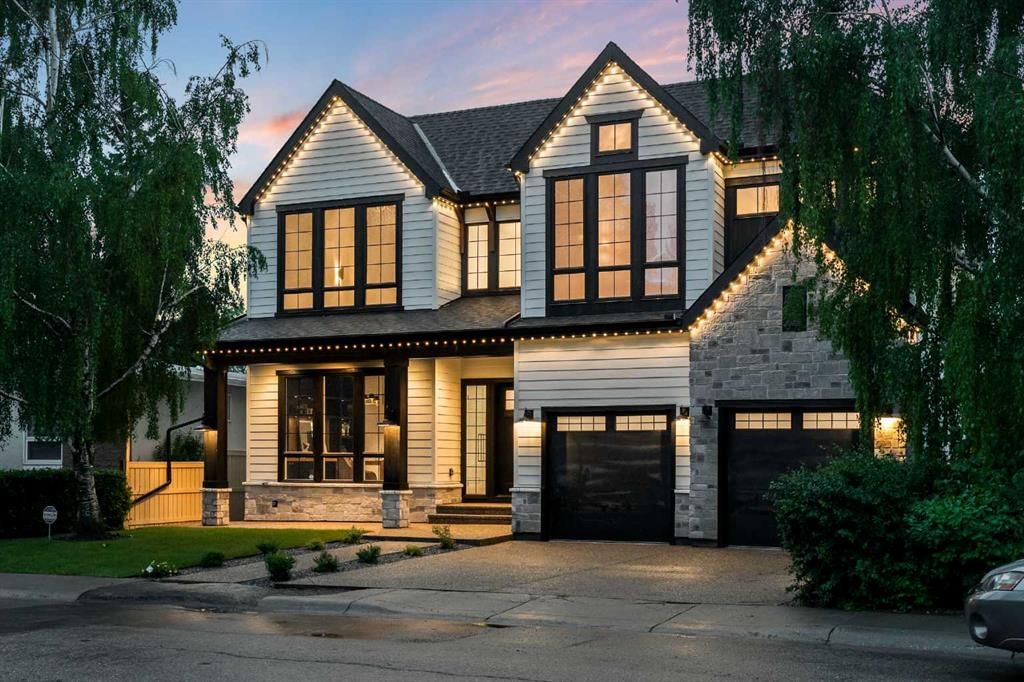 4719 Chapel Road NW, Calgary — main listing photo