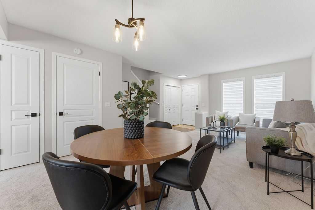 115 Elgin Meadows View SE, Calgary — photo 5 of 39