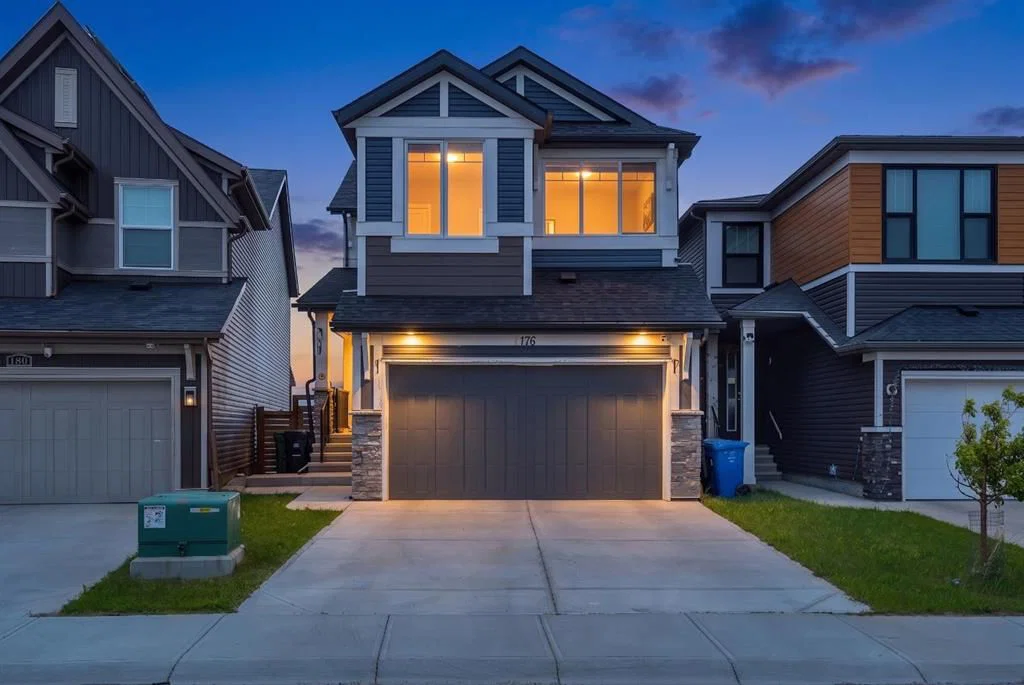 176 Howse Crescent NE, Calgary — main listing photo