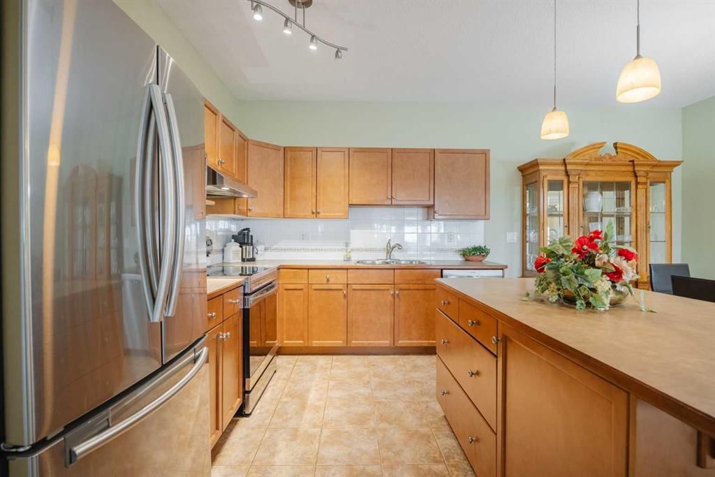 2309, 303 Arbour Crest Drive NW, Calgary — photo 5 of 34