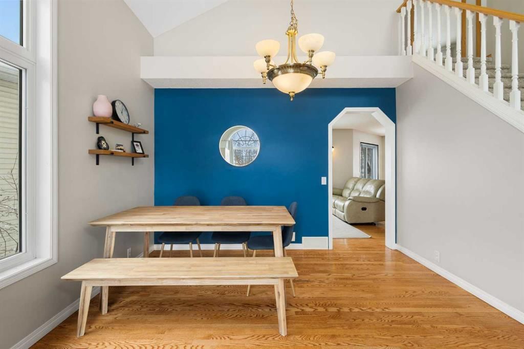 136 Douglas Glen Heath SE, Calgary — photo 4 of 40