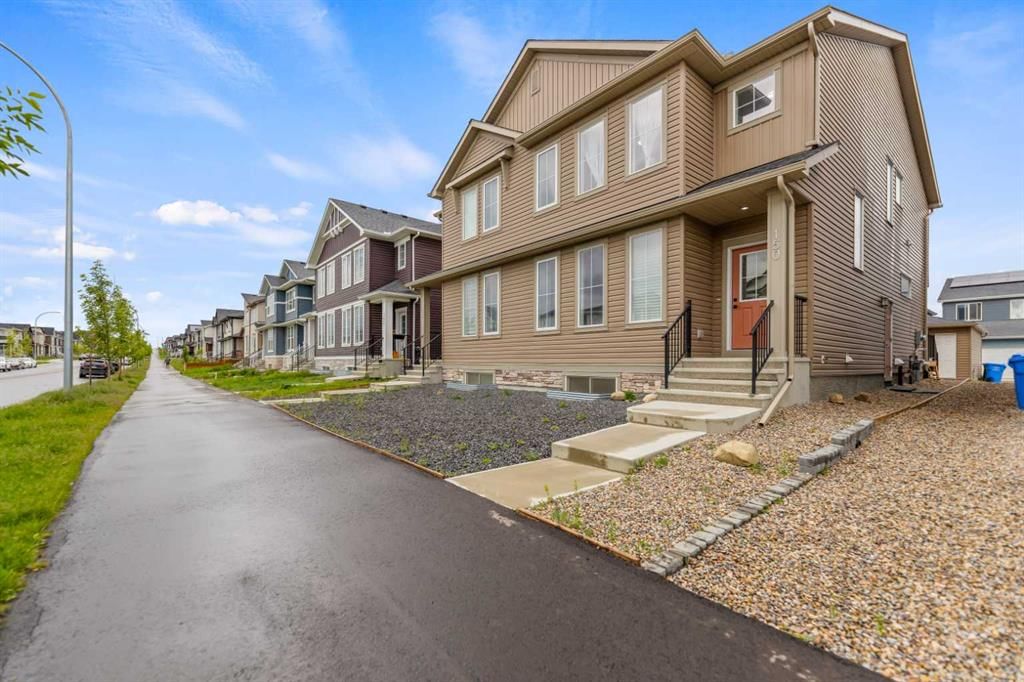 150 Ambleton Drive NW, Calgary — main listing photo