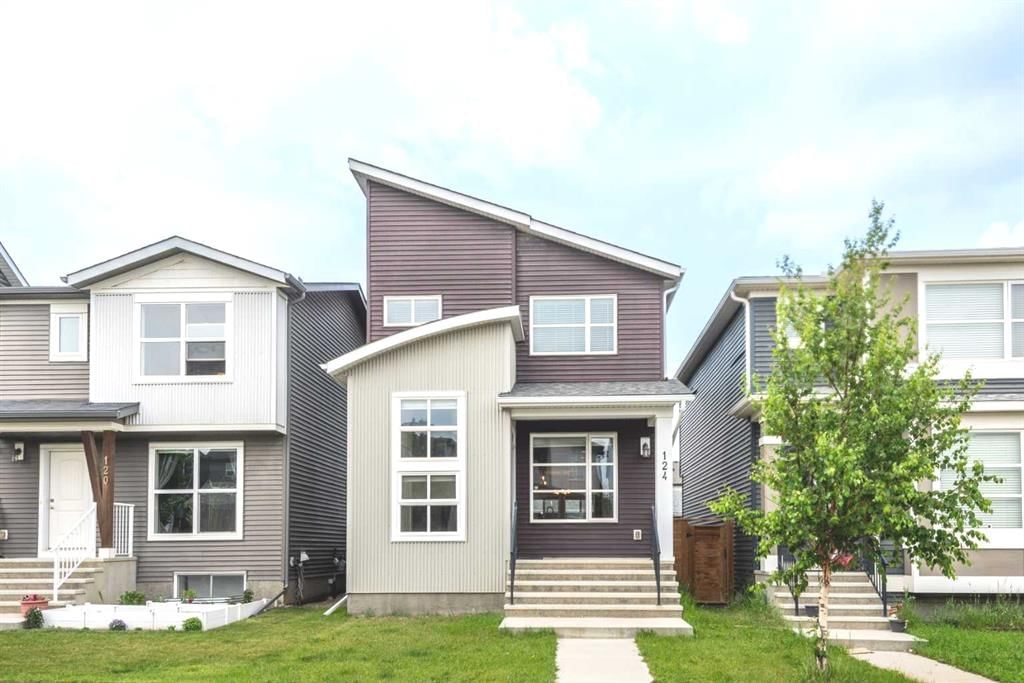 124 Howse Avenue NE, Calgary — main listing photo