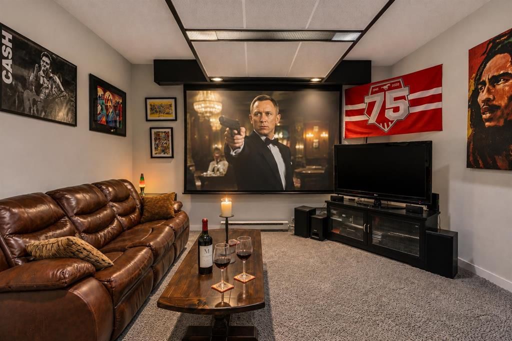 724 Willacy Drive SE, Calgary — photo 4 of 31