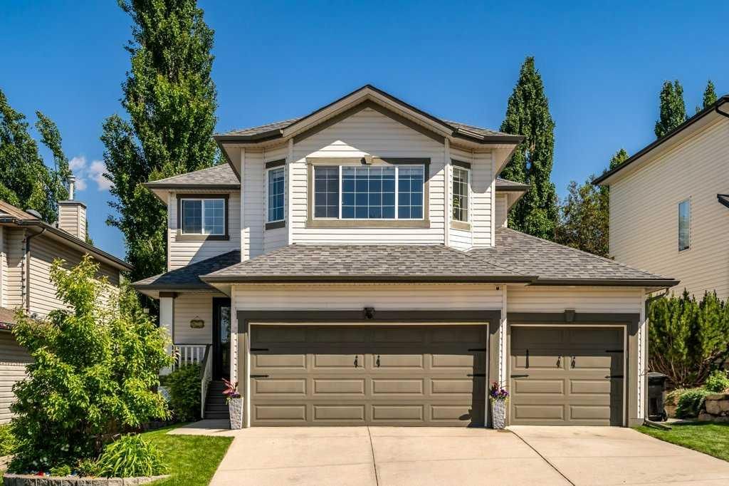 15 Valley Stream Circle NW, Calgary — main listing photo