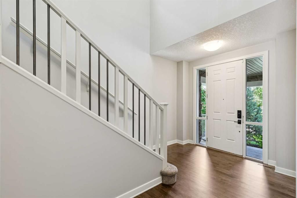 109 Mahogany Place SE, Calgary — photo 3 of 50