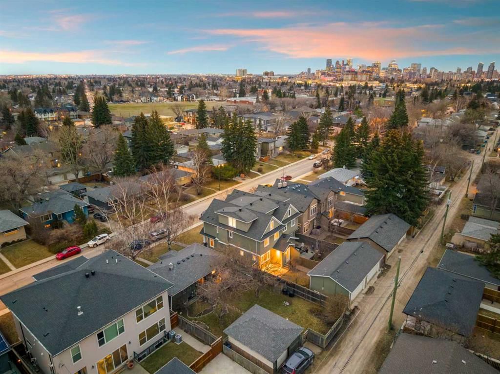 2427 22A Street NW, Calgary — photo 2 of 49