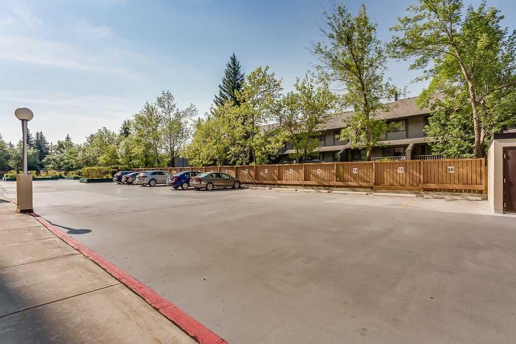 106, 5204 Dalton Drive NW, Calgary — photo 5 of 45