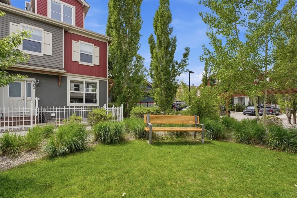 523, 10 Auburn Bay Avenue SE, Calgary — photo 2 of 31