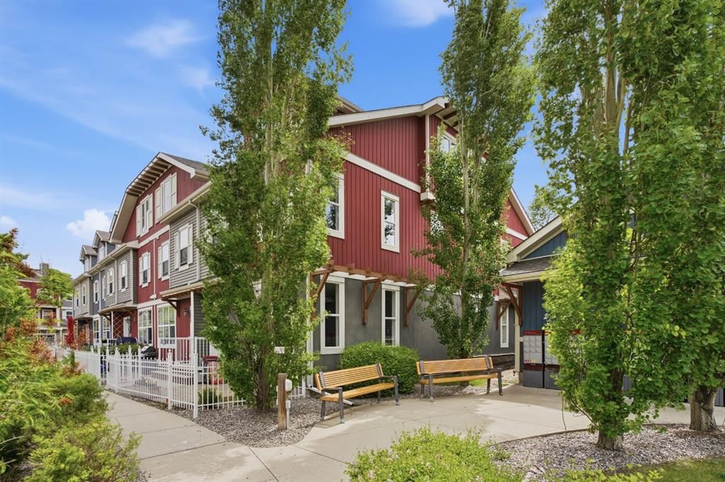 523, 10 Auburn Bay Avenue SE, Calgary — photo 3 of 31
