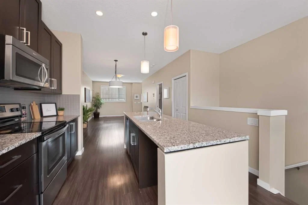 82 Copperstone Common SE, Calgary — photo 4 of 38