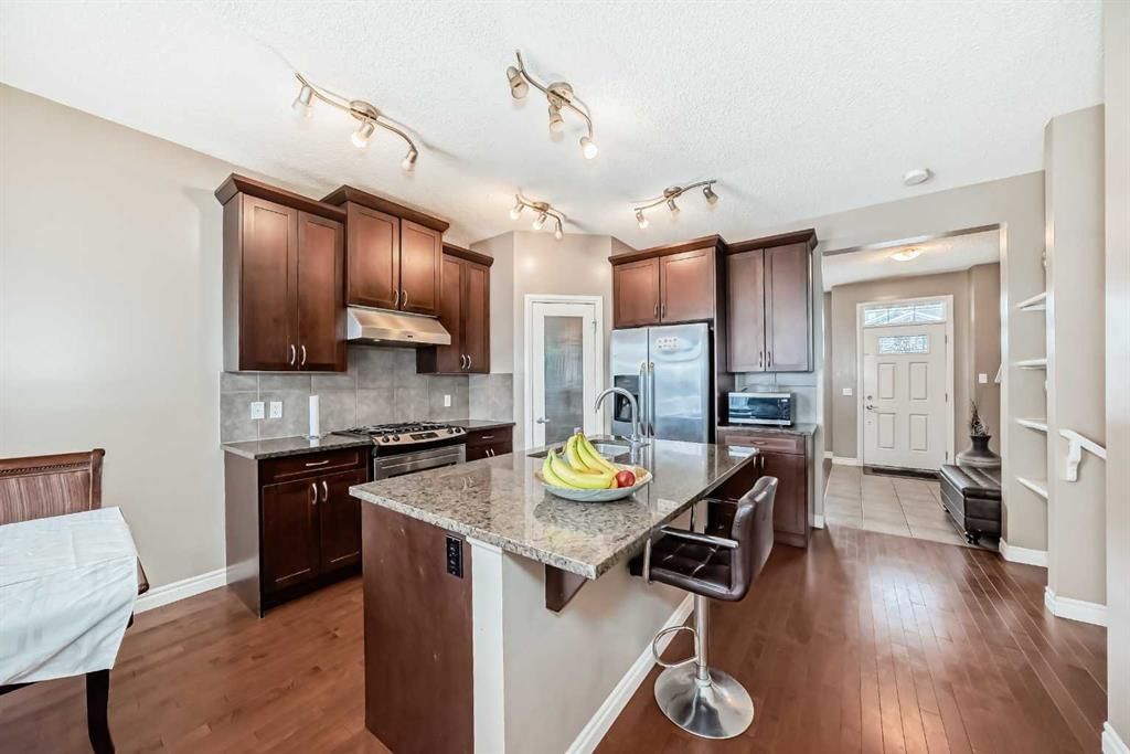 104 Redstone Avenue NE, Calgary — photo 5 of 50