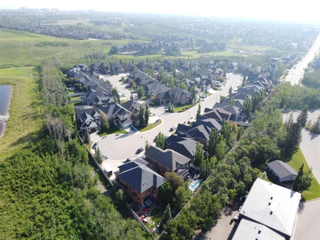 11 Aspen Cliff Place SW, Calgary — photo 5 of 50