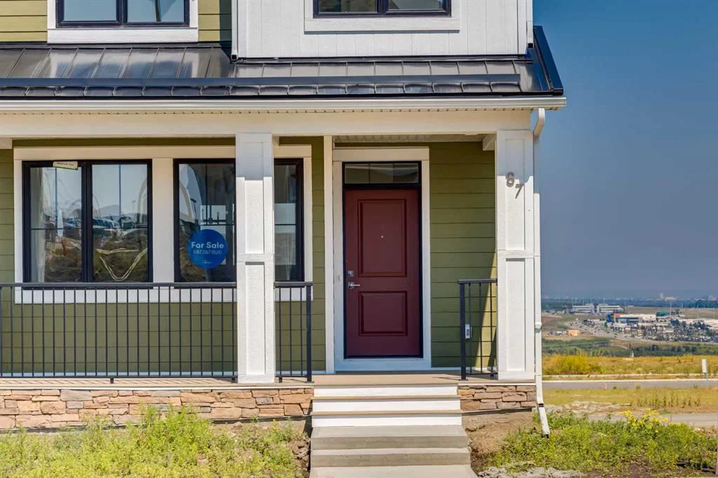 87 Bluerock Terrace SW, Calgary — photo 2 of 50