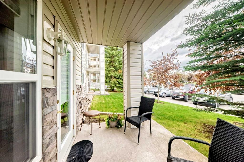 105, 5000 Somervale Court SW, Calgary — photo 2 of 49