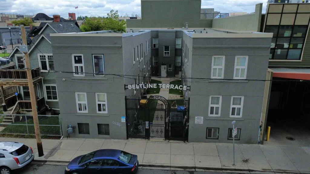 215 15 Avenue SE, Calgary — main listing photo