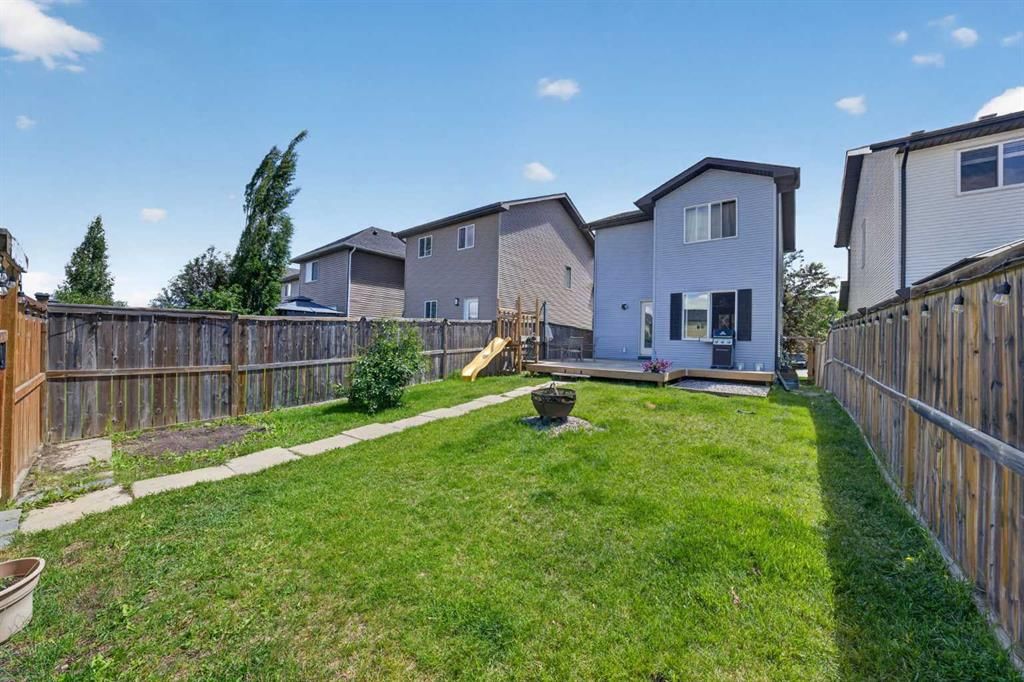 447 Silverado Plains Circle SW, Calgary — photo 5 of 36